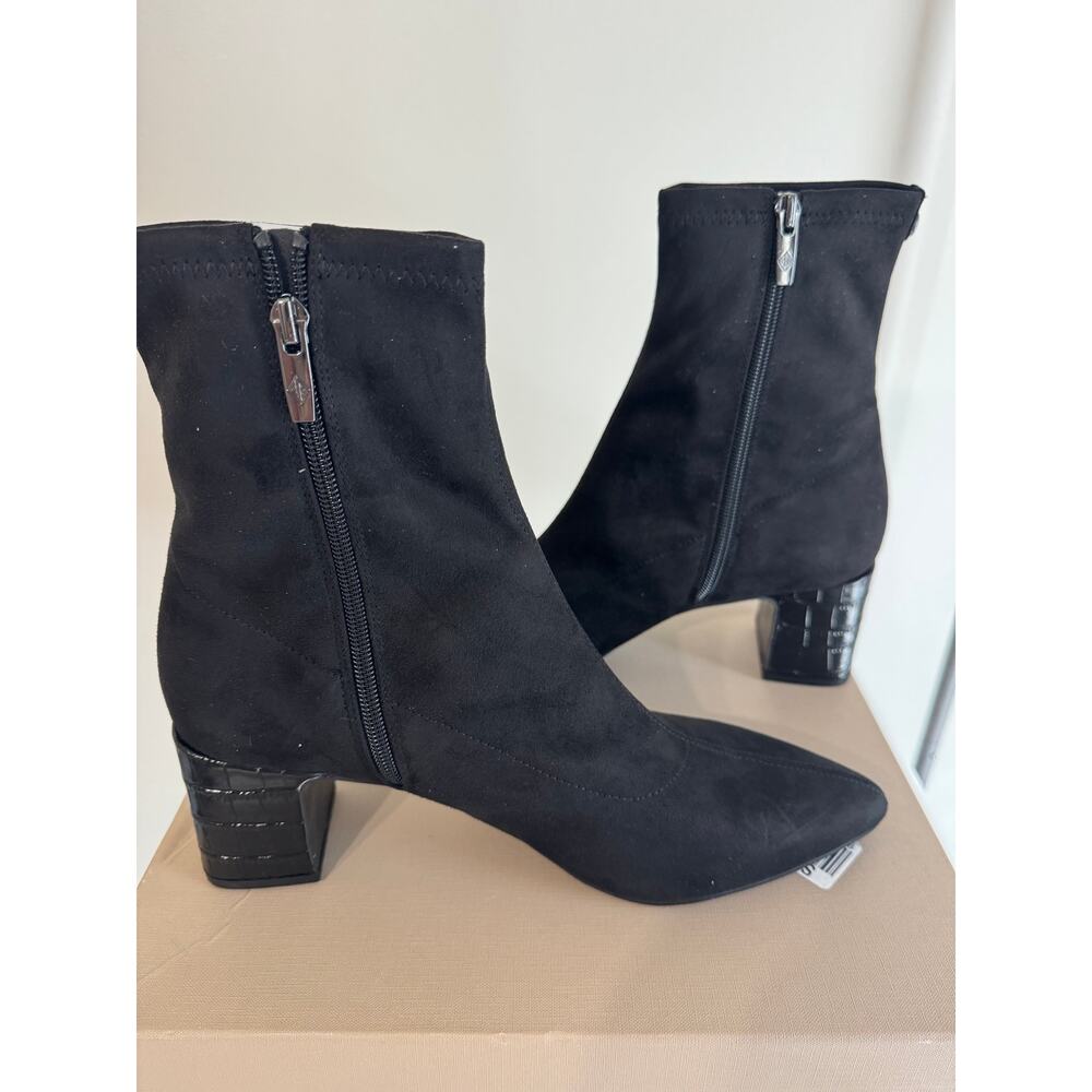 Donald Pliner Tomos Black Stretch Suede Pointed Toe Booties Women's Size 11 NIB - Picture 6 of 7
